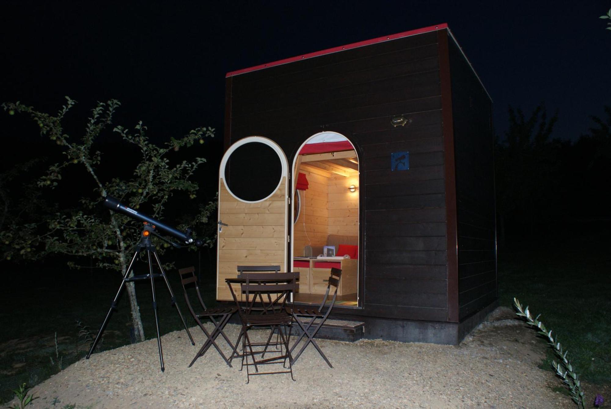Roulottes Et Cabanes De Saint Cerice Vogue Exterior photo